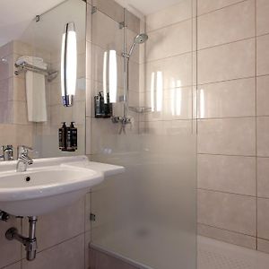 Standard Zimmer mit zwei Einzelbetten